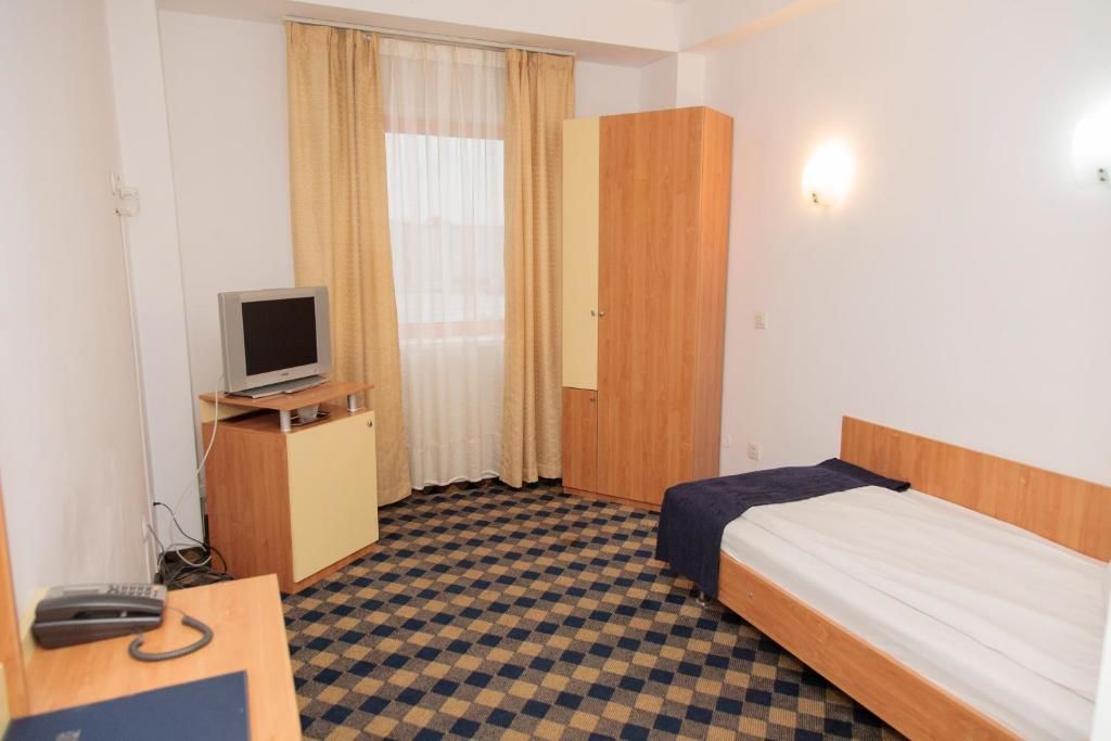 Отель Plus Hotel Крайова-69