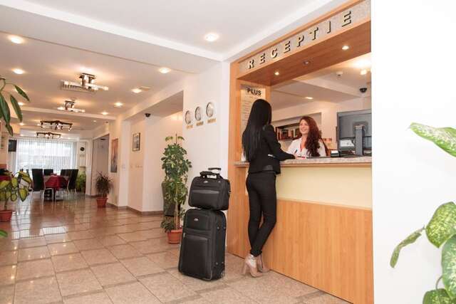 Отель Plus Hotel Крайова-7